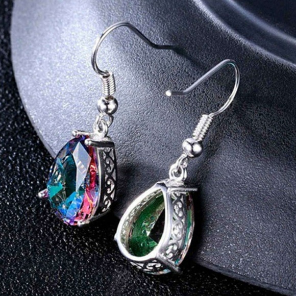 🎀Lovely Mystic Rainbow Water Drop Earings - Picture 4 of 8